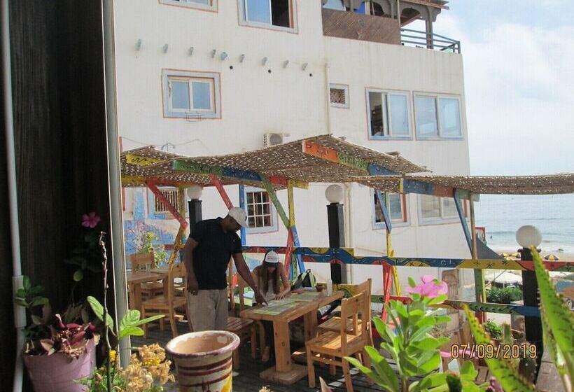 Tazerzit Hostel Restau