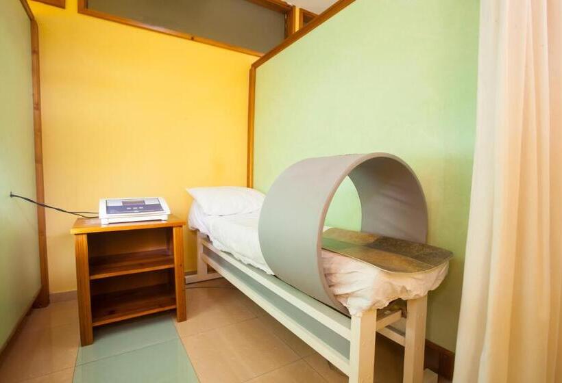 Balneo & Spa Hotel Aura