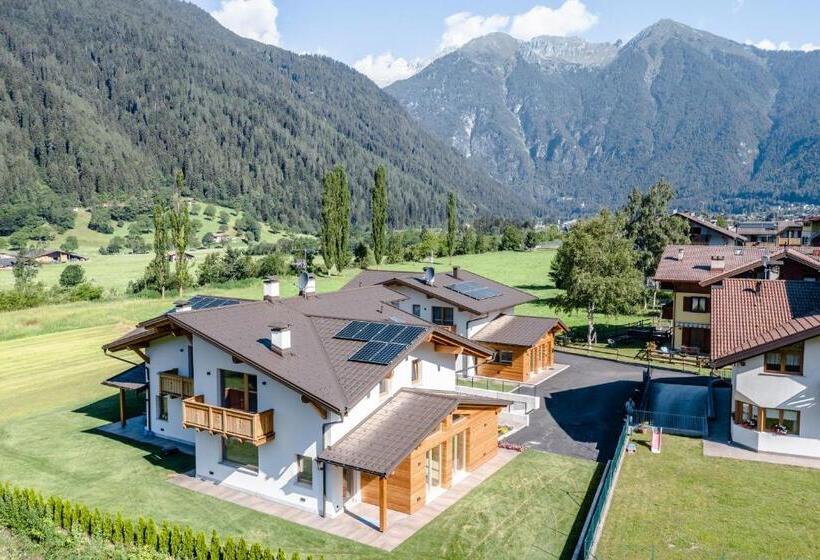 مبيت وإفطار Fulun Mountain Lodge