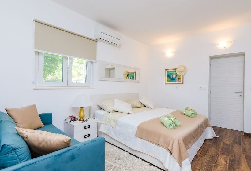 Camelia Luxury Apartments