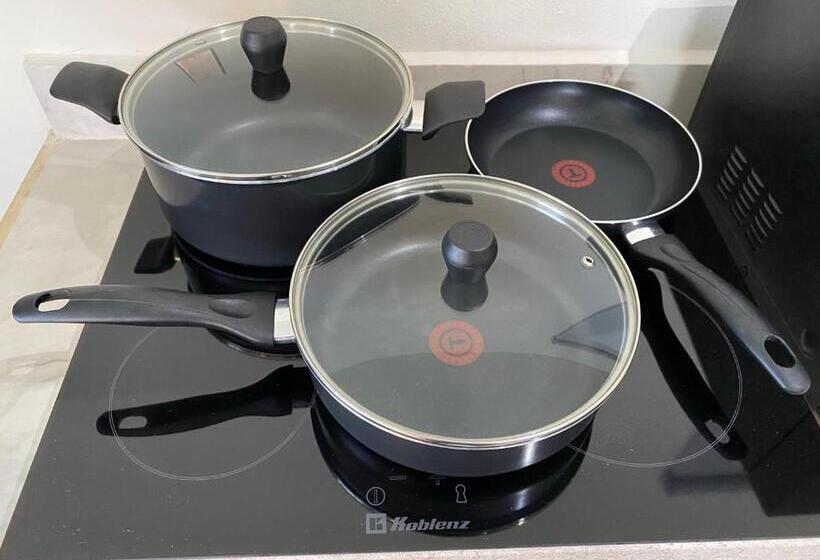 Cuxos Hotel Beachfront