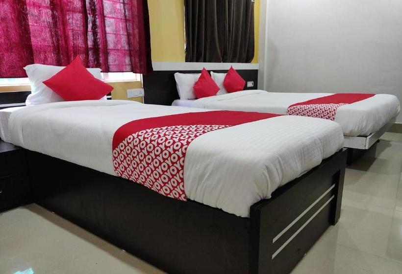 فندق Oyo 45654 Saw Aiom Residency