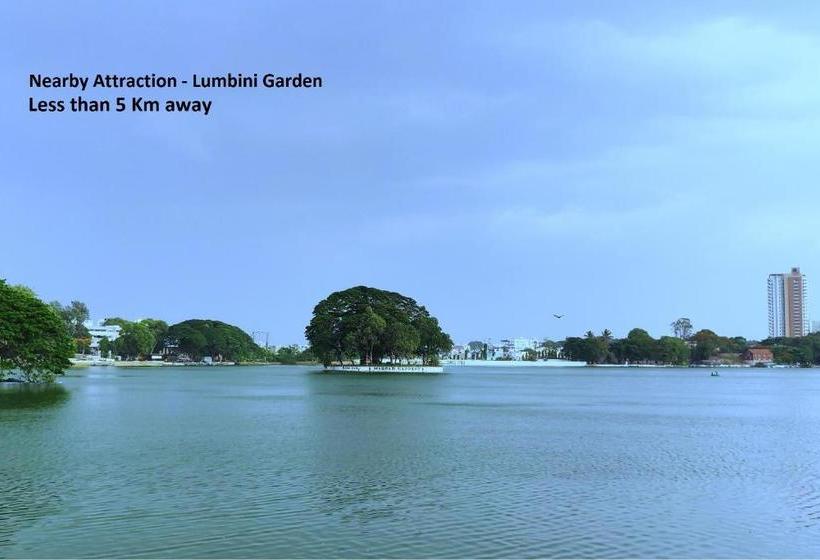 Отель Oyo 69232 Sr Ankura Residency