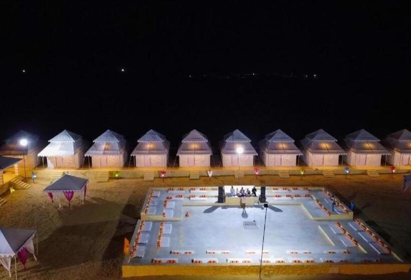 酒店 Ozaki Desert Camp