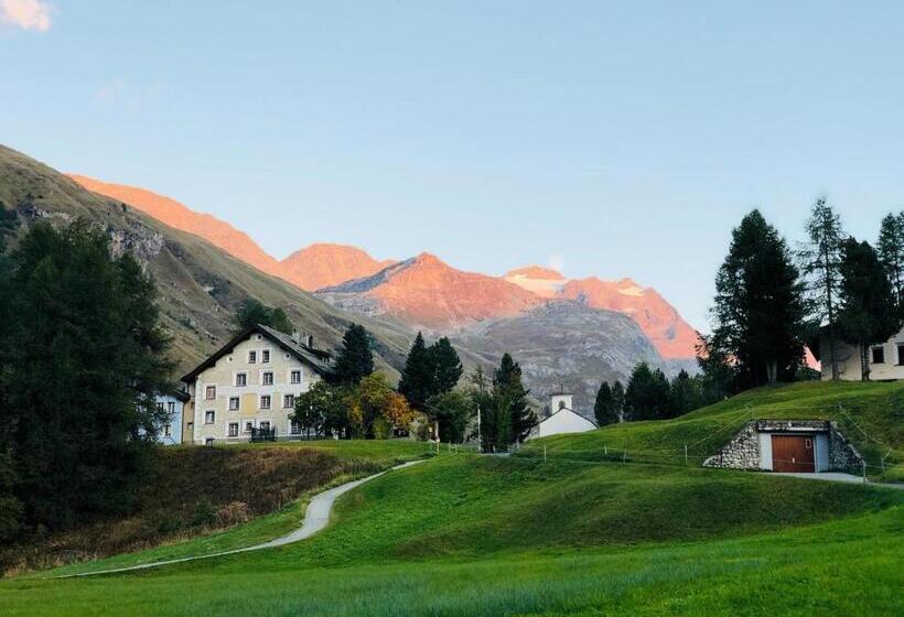 Hotel Sonne Fex Alpine Hideaway