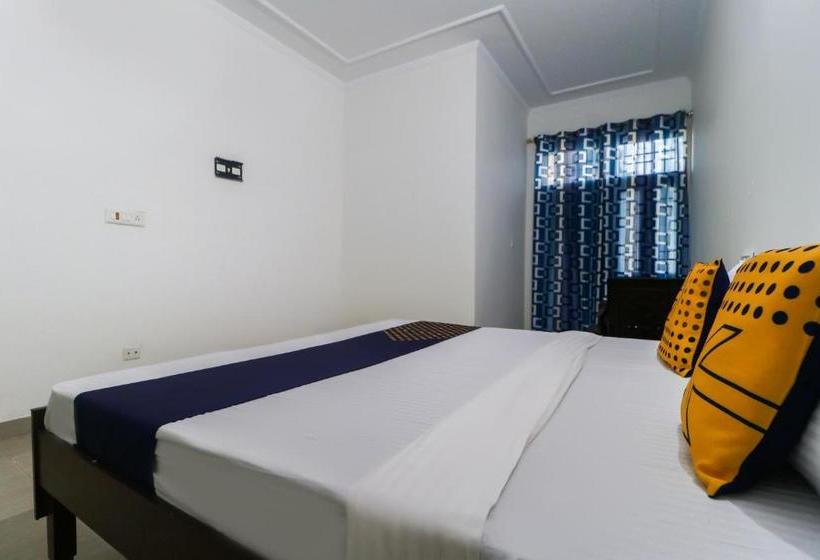 فندق Spot On 49193 New Village Guest House