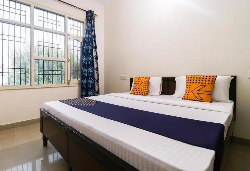 فندق Spot On 49193 New Village Guest House