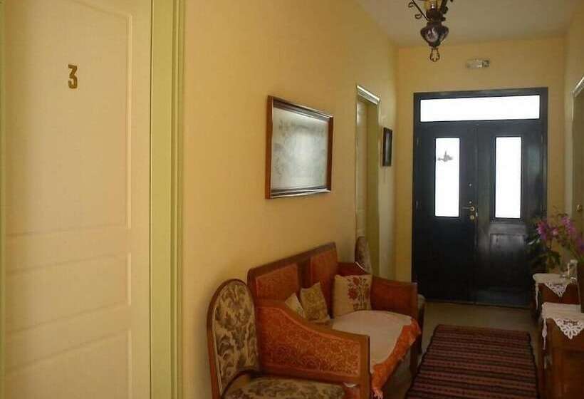 פנסיון Hariklia Rent Rooms