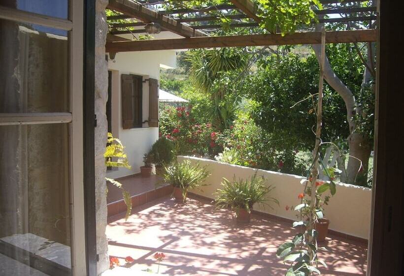 פנסיון Hariklia Rent Rooms