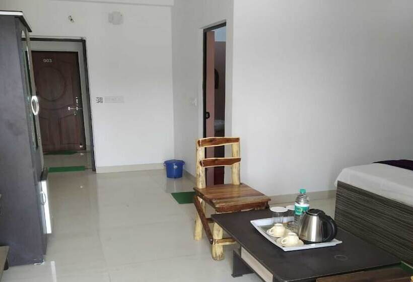 The Gharana Hotel And Resort