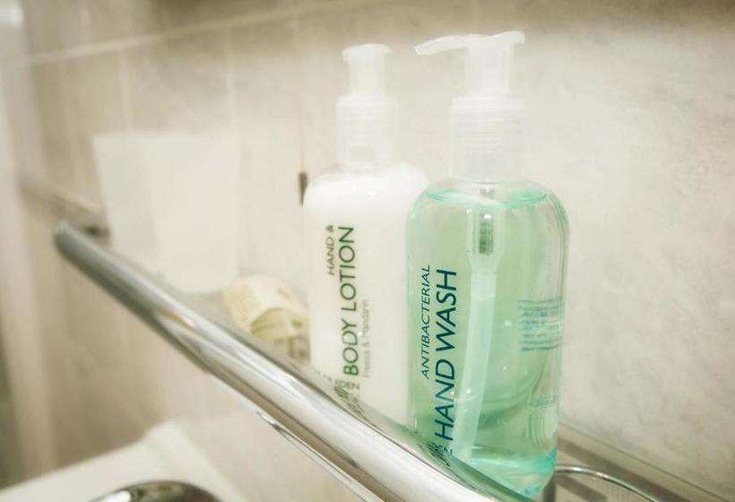 ベッドアンドブレックファースト Glendower