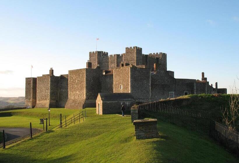 צימר St Albans Guest House, Dover