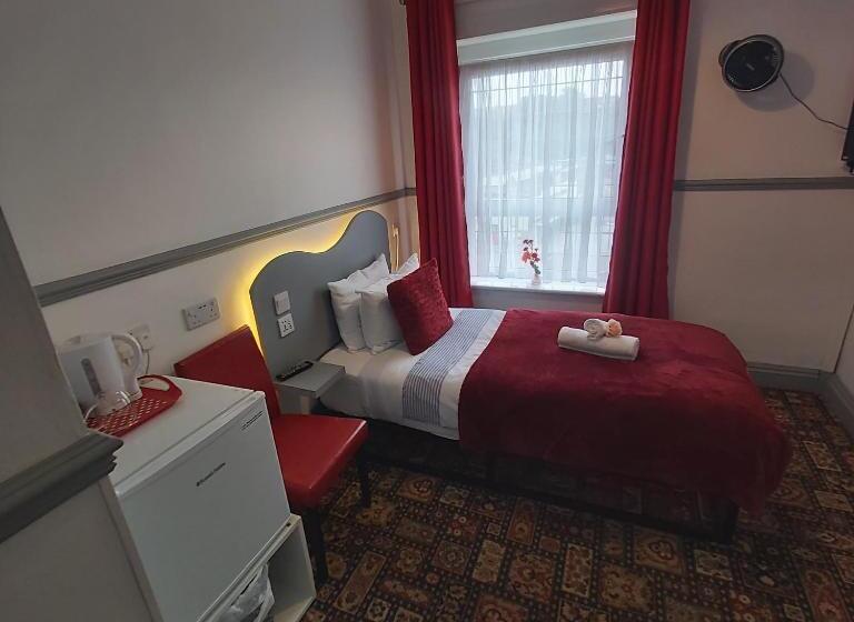 צימר St Albans Guest House, Dover