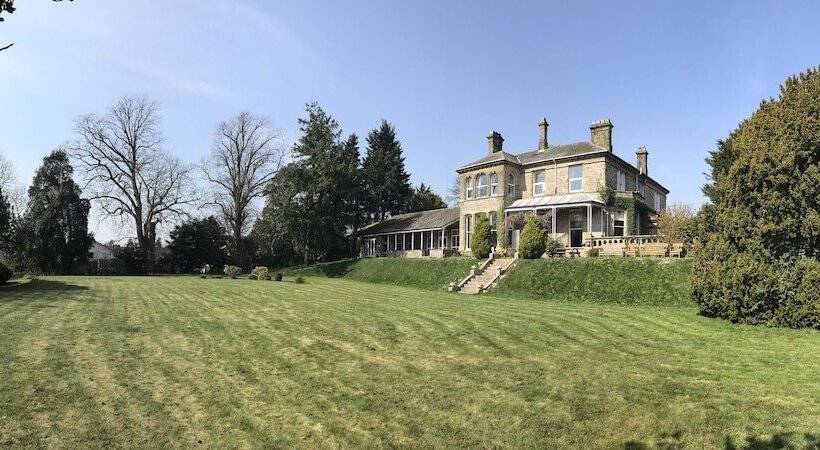 Broughton Craggs Hotel