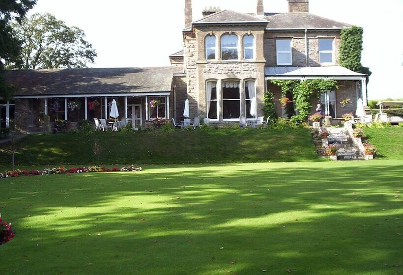 Broughton Craggs Hotel