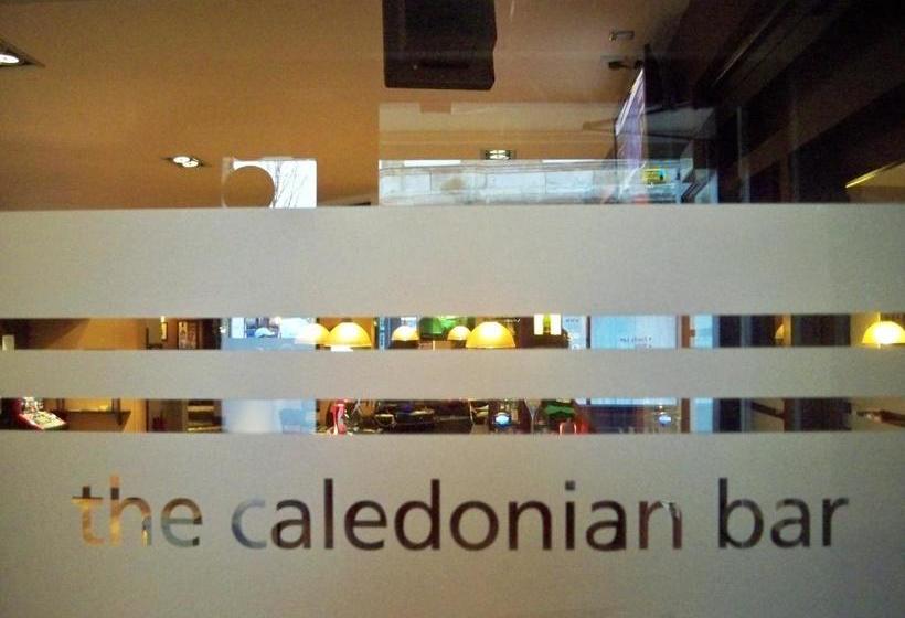 בית מלון כפרי The Caledonian