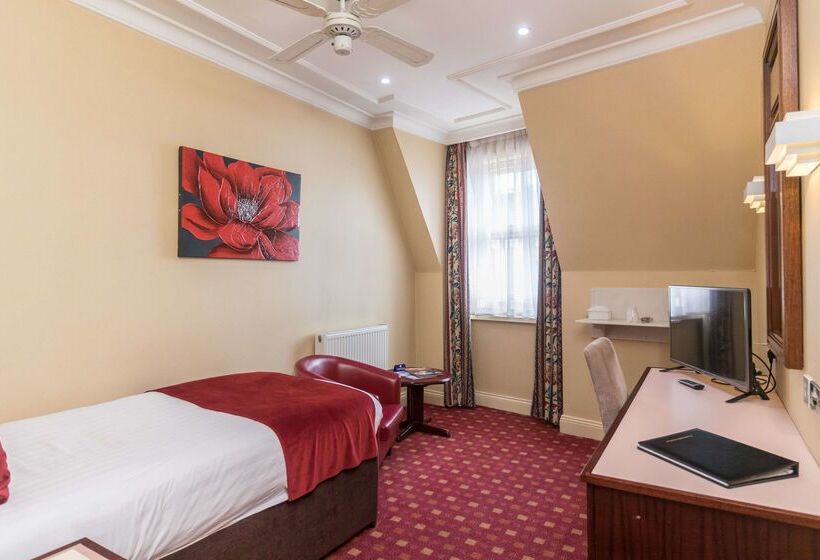Cosmopolitan Hotel