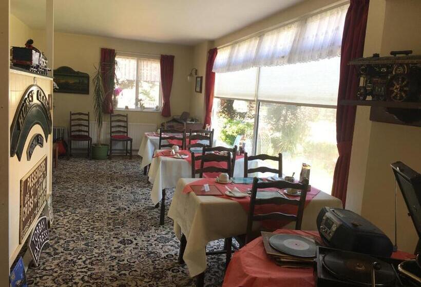 בית מלון כפרי The Great Western B&b