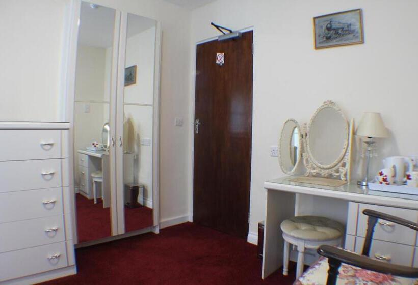 Отель The Great Western B&b