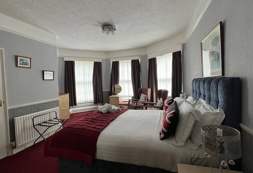 בית מלון כפרי The Great Western B&b