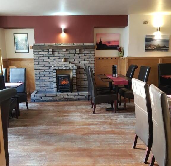 Harry S Hotel & Restaurant