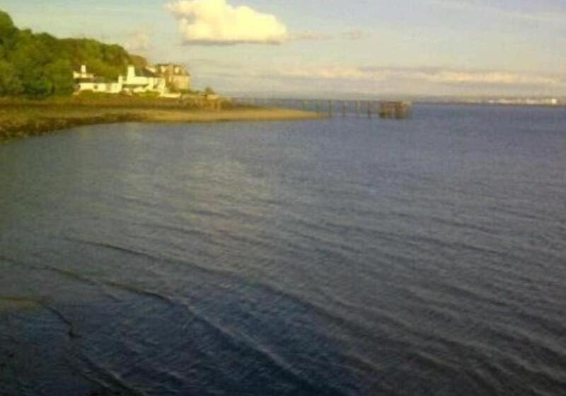 Aberdour Hotel, Stables Rooms & Beer Garden