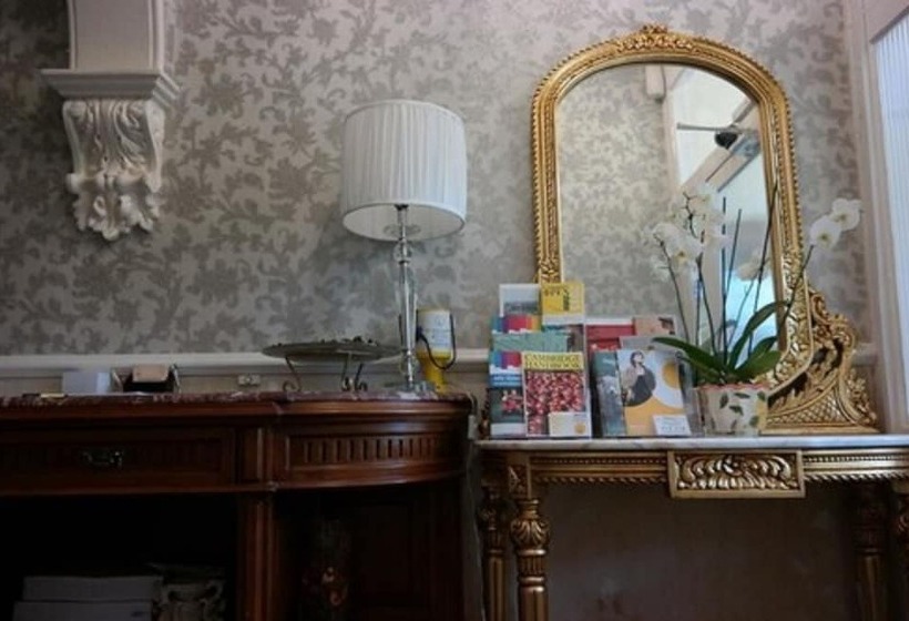 호텔 Acorn Guest House