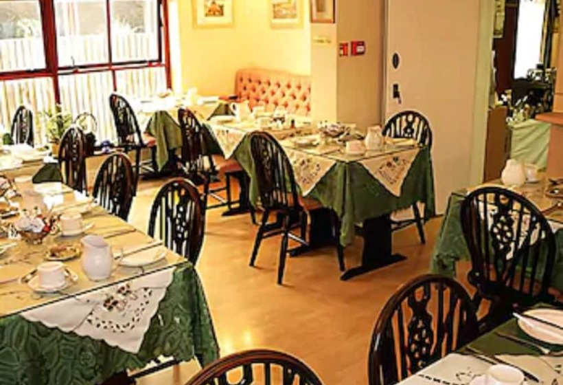 호텔 Acorn Guest House