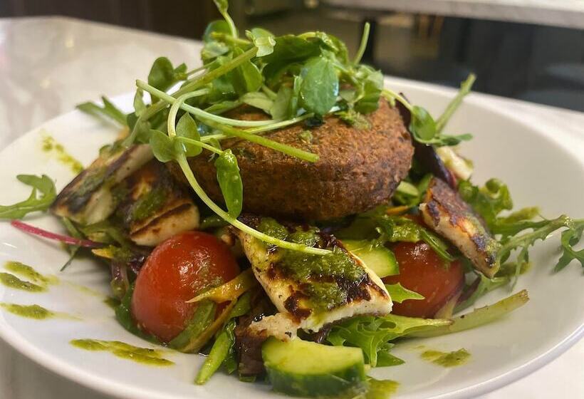 בית מלון כפרי Airlie Arms