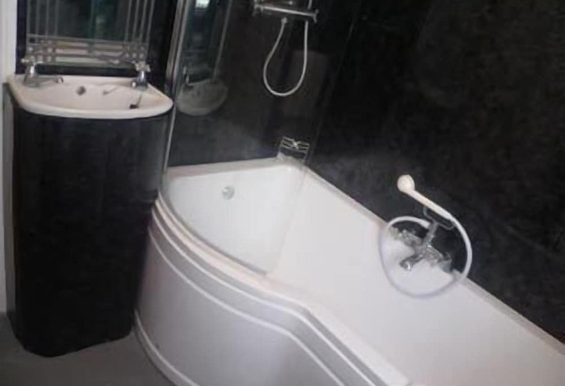 בית מלון כפרי Ansteys Lea Guest House