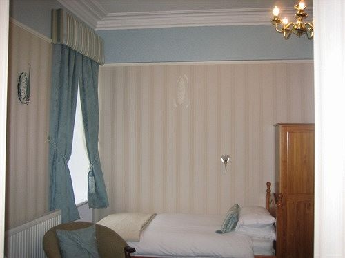 Отель Arden House