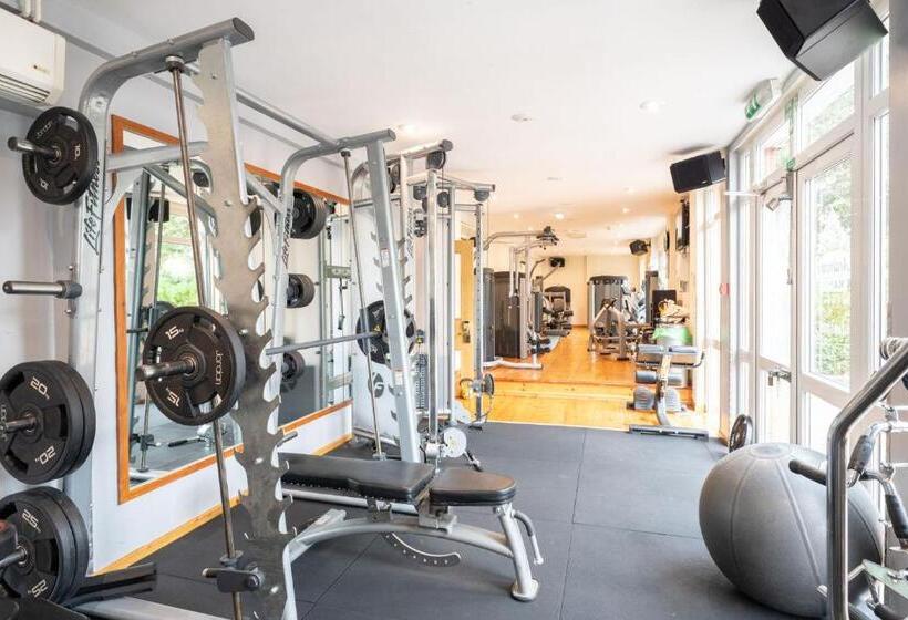 Отель Ardencote