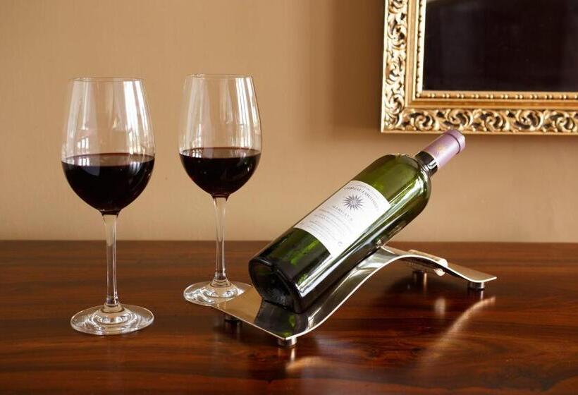 Отель Badgers Mount