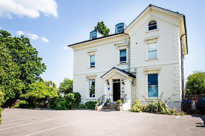 فندق Beaumont House