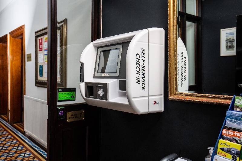 فندق Beaumont House