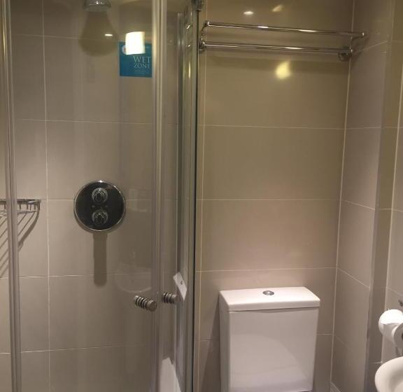 בית מלון כפרי Castleton