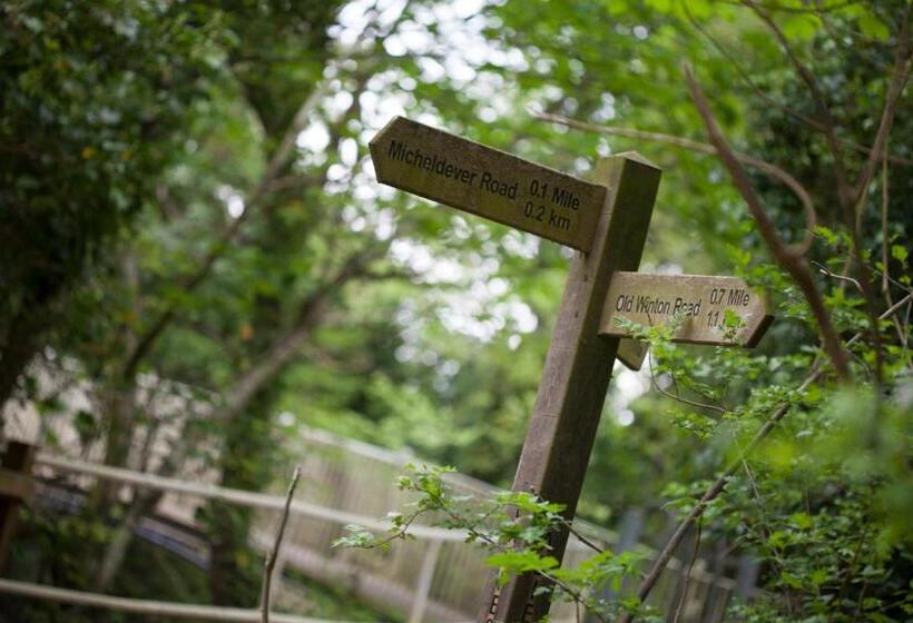 בית מלון כפרי Best Western Andover