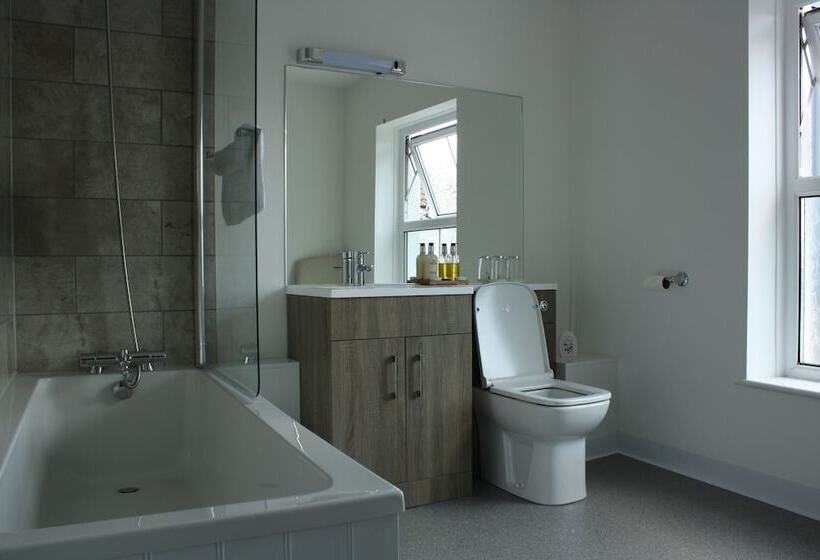 בית מלון כפרי Boars Head