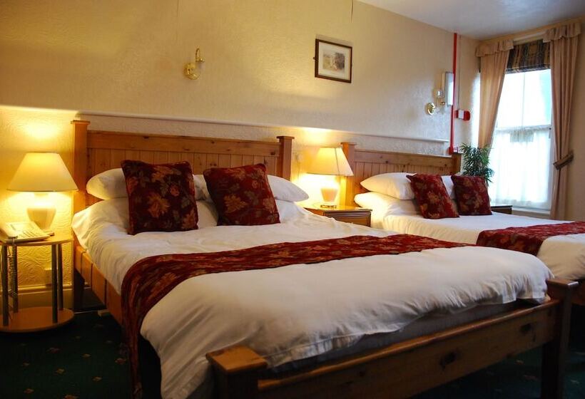 בית מלון כפרי Boars Head