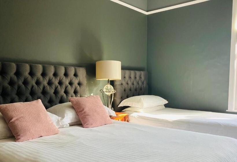 Отель Cambridge Villa