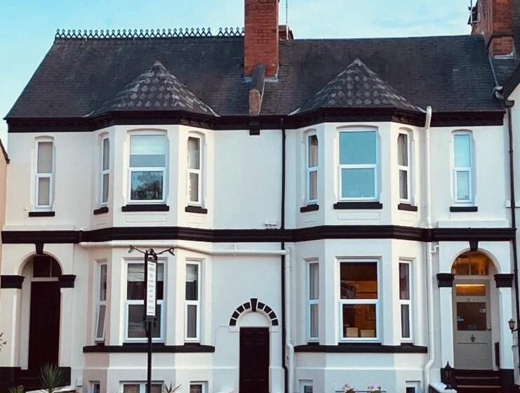 호텔 Cambridge Villa