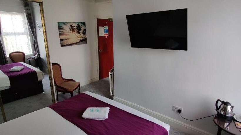 فندق Cecil Court