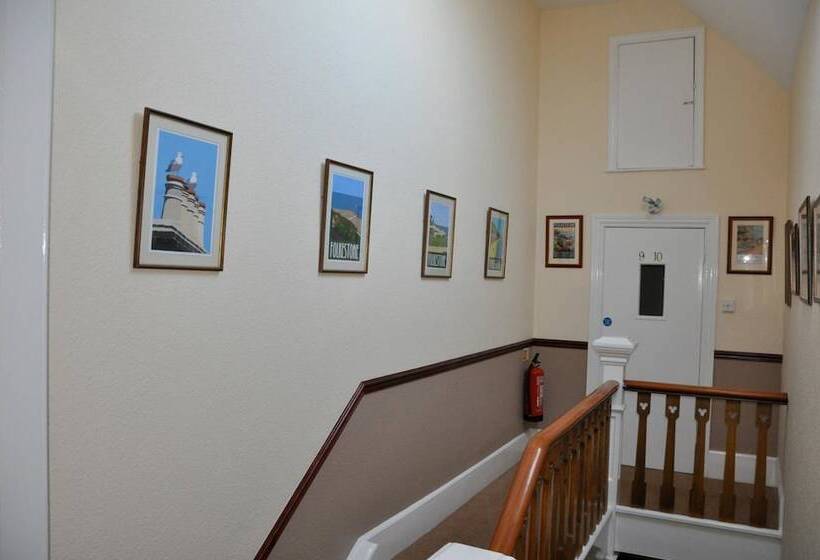 Отель Chandos Premier Folkestone