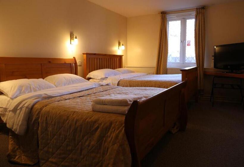 Отель Chequers Inn