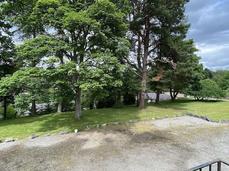 Отель Columba House