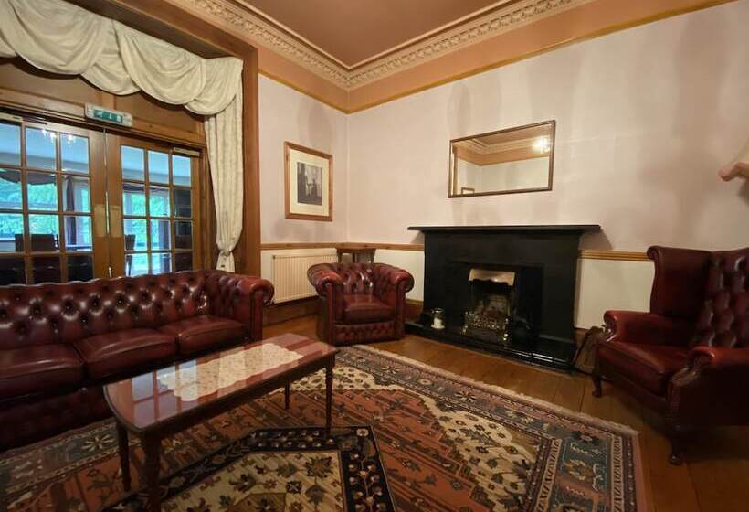 Отель Columba House