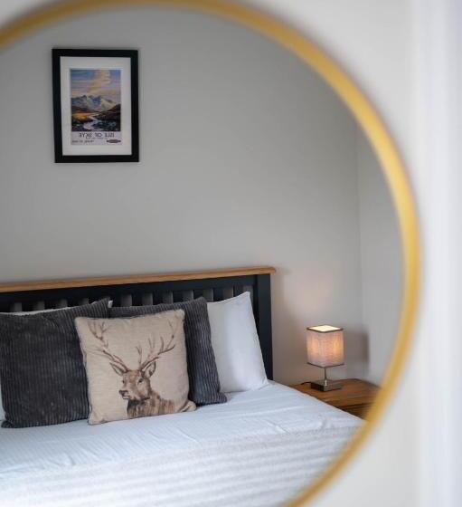 Отель Coolin View