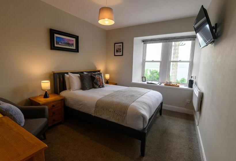 Отель Coolin View