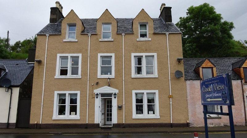 Отель Coolin View