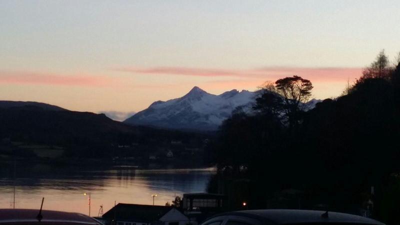 Отель Coolin View